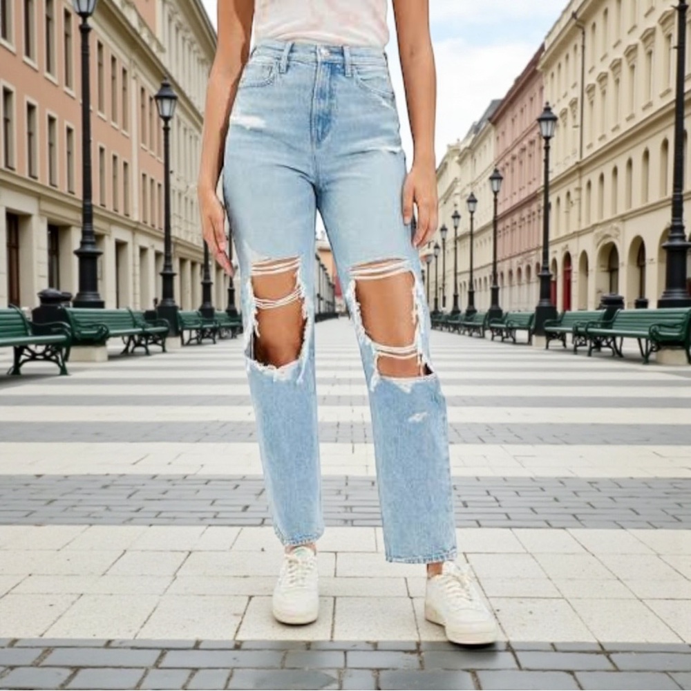 AMERICAN EAGLE Ripped Highest Rise 90s Boyfriend Jean in Blown Out Blue 6